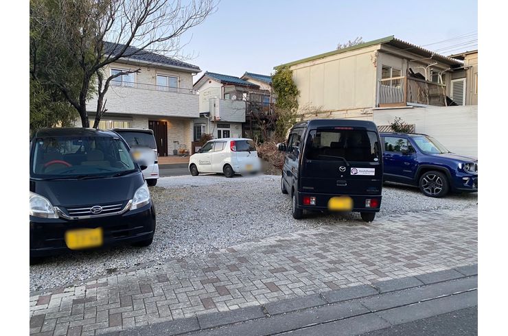 イトシホーム駐車場